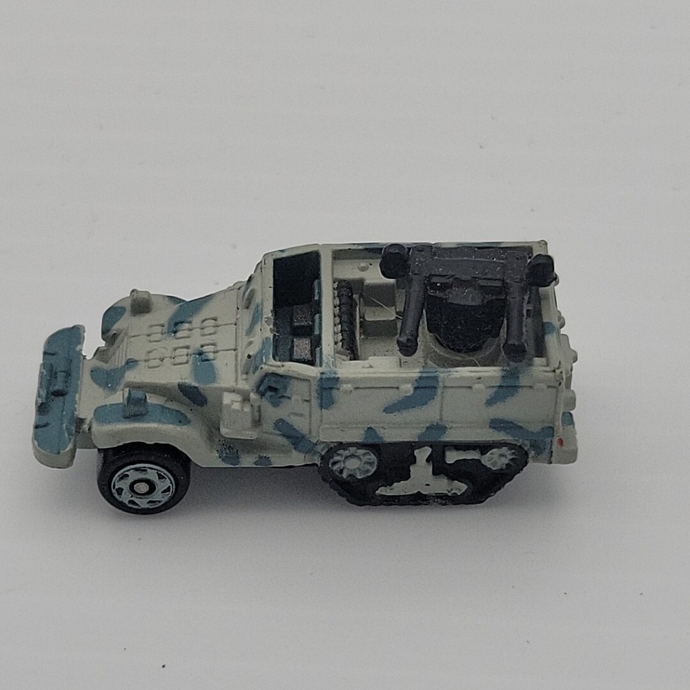 1989 MICRO MACHINES CAMO ARMORED JEEP MILITARY VEHICLE GALOOB VINTAGE